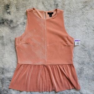 NWT Halogen Peplum Sleeveless Top